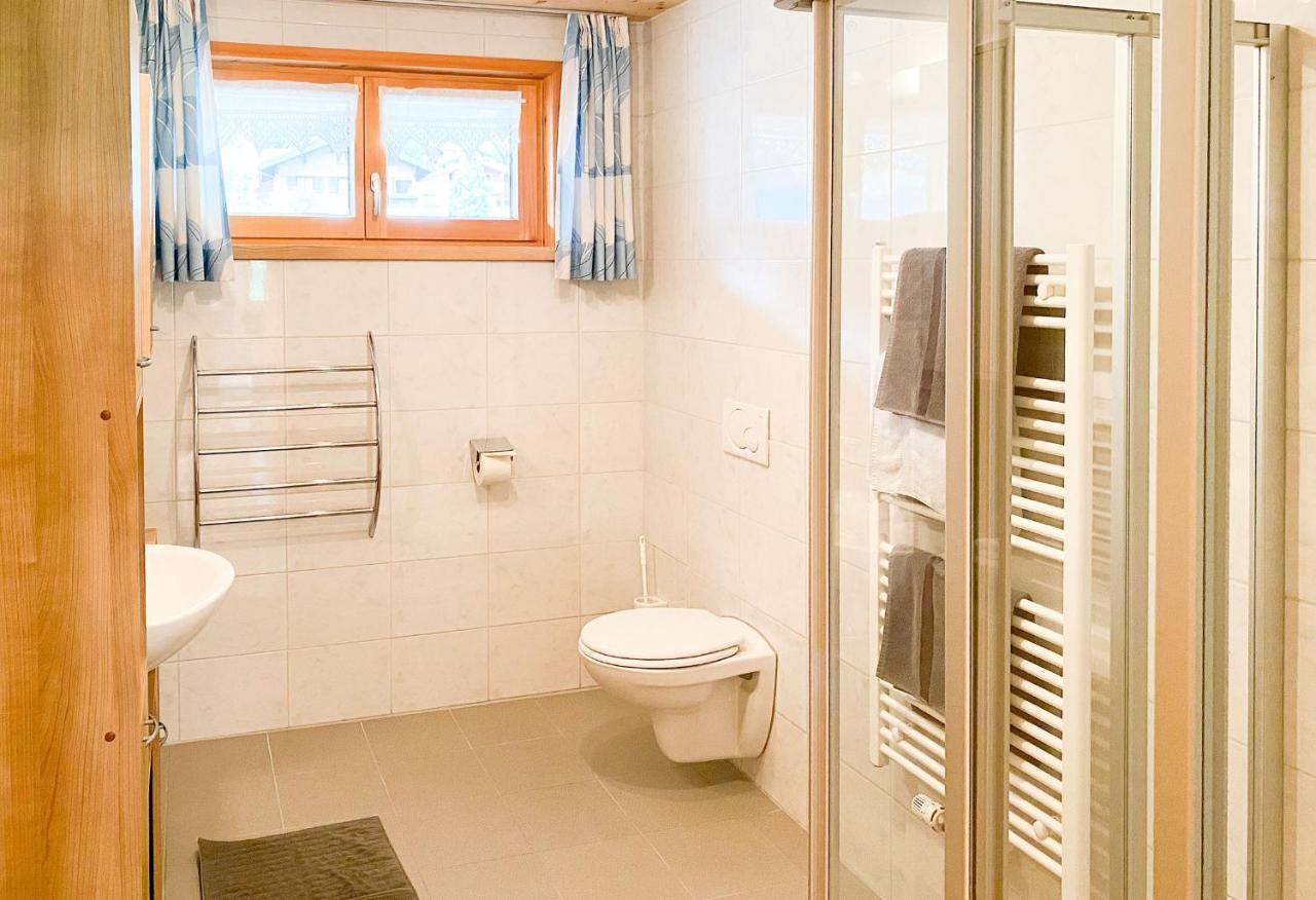 Haus Helga Apartment ชอปเปอร์เนา ภายนอก รูปภาพ