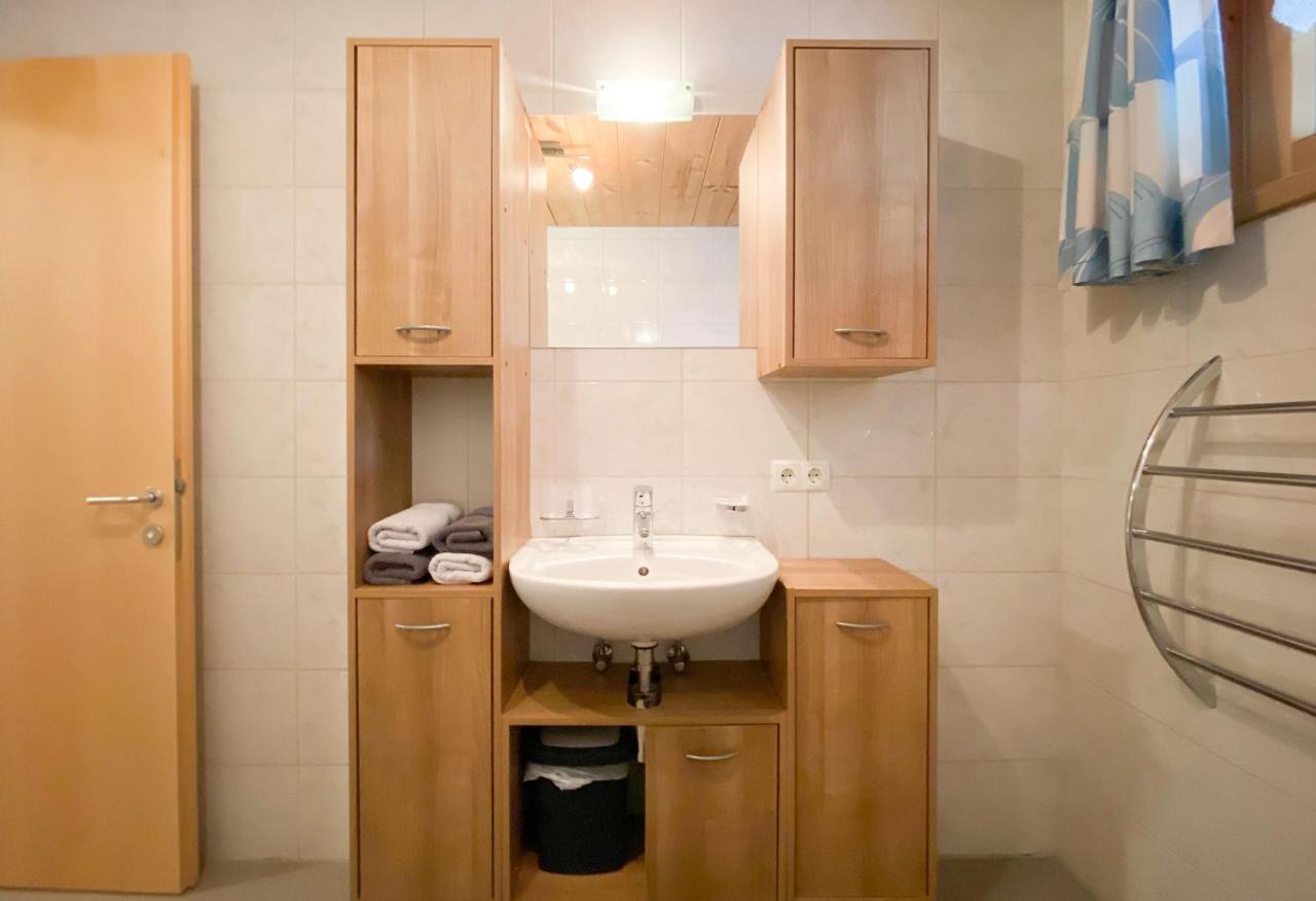 Haus Helga Apartment ชอปเปอร์เนา ภายนอก รูปภาพ