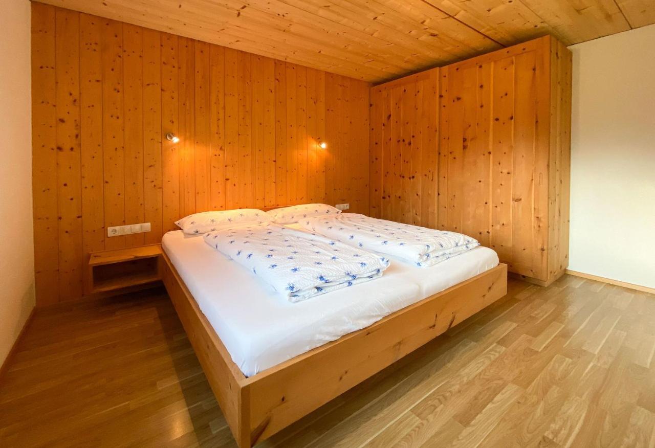 Haus Helga Apartment ชอปเปอร์เนา ภายนอก รูปภาพ