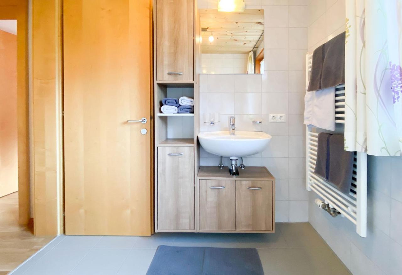 Haus Helga Apartment ชอปเปอร์เนา ภายนอก รูปภาพ